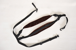Духовые инструменты Ремень ЛРСФ2/1 для саксофона, фагота на плечи с мягкими накладками, черный, с карабином 